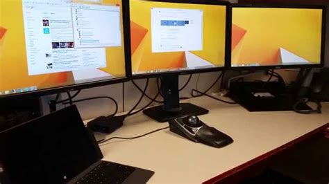 Can a Surface run 4 monitors?